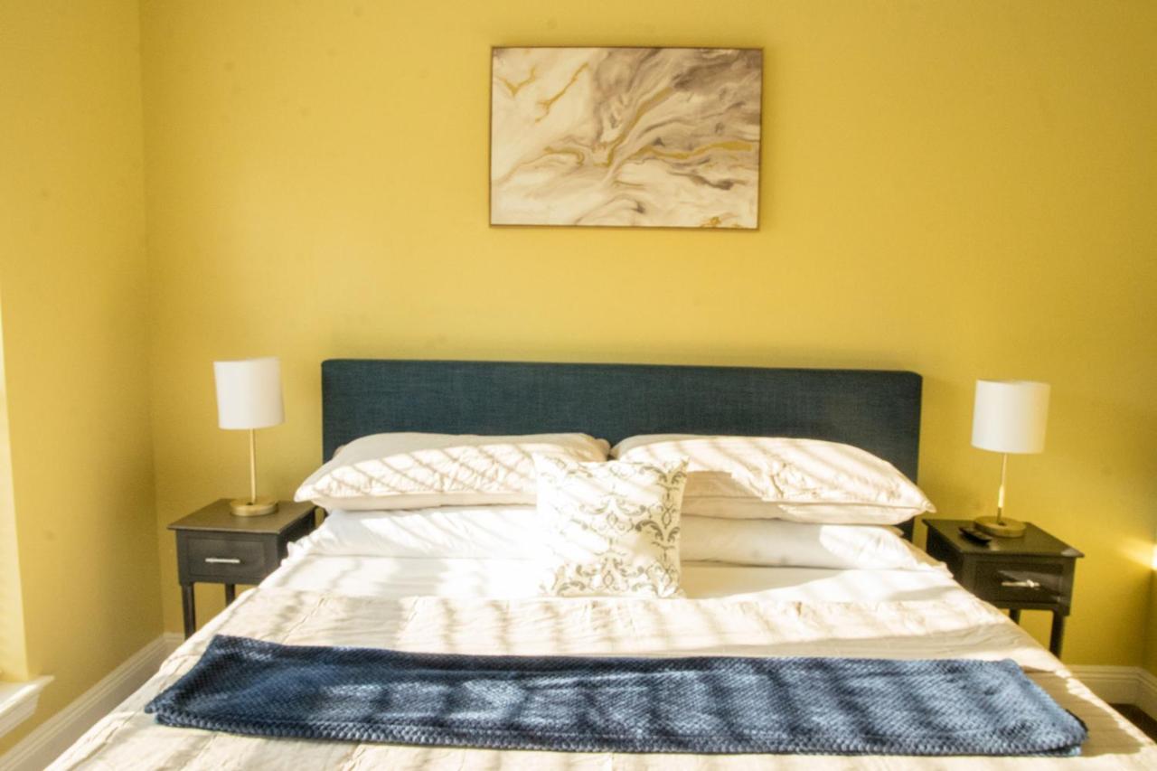 Serene 3Br Apartment 4Tvs Free Wi-Fi & Parking -E- มอสส์พอยท์ ภายนอก รูปภาพ