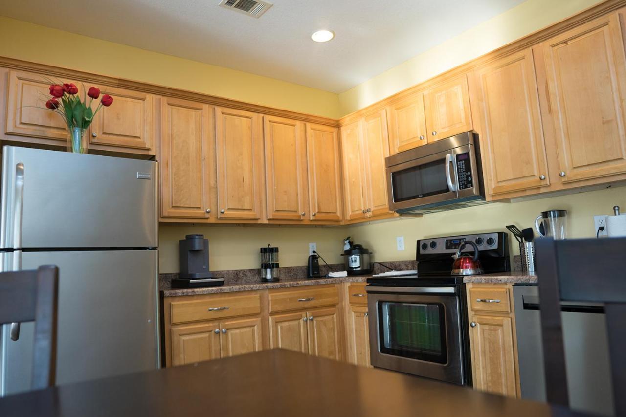 Serene 3Br Apartment 4Tvs Free Wi-Fi & Parking -E- มอสส์พอยท์ ภายนอก รูปภาพ