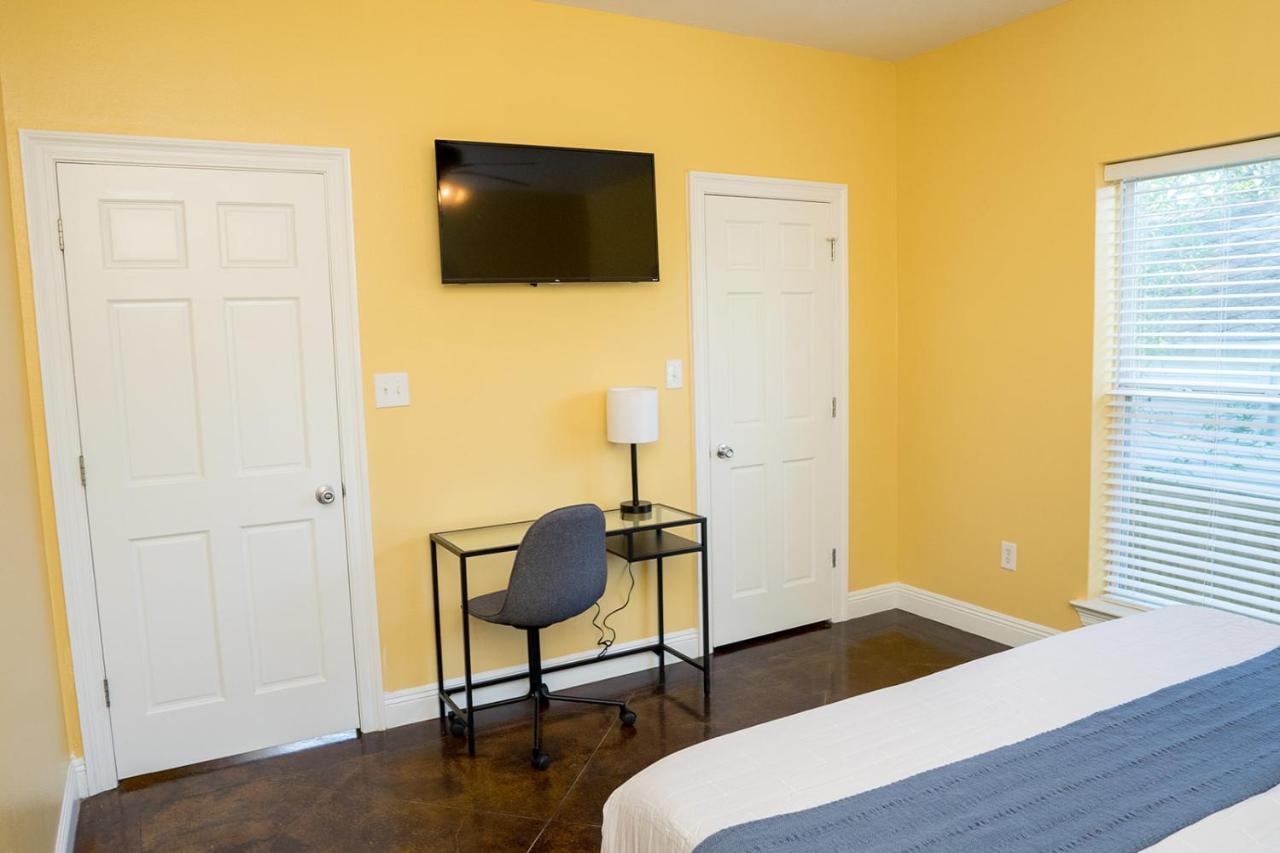 Serene 3Br Apartment 4Tvs Free Wi-Fi & Parking -E- มอสส์พอยท์ ภายนอก รูปภาพ