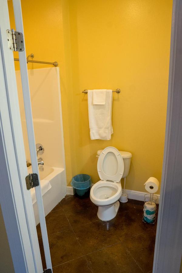 Serene 3Br Apartment 4Tvs Free Wi-Fi & Parking -E- มอสส์พอยท์ ภายนอก รูปภาพ